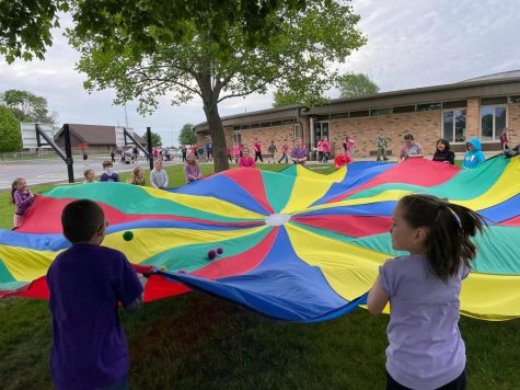 Franklin Elementary students field day and picnic lunch last year 