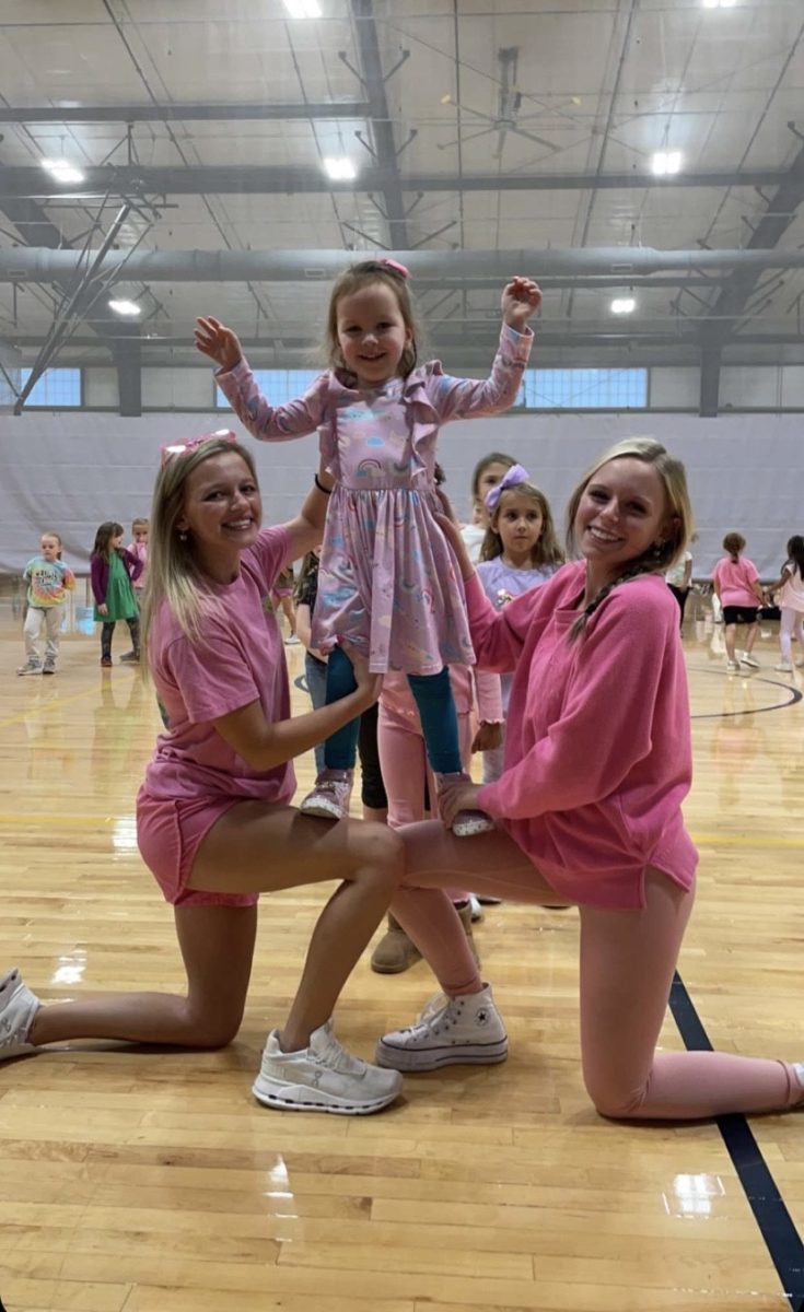 Cheerleaders host Kiddie Camp