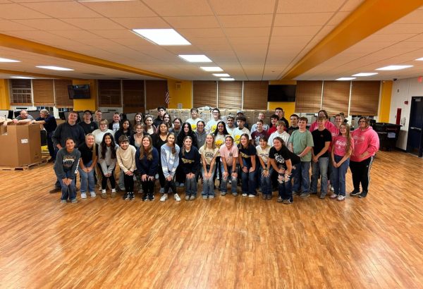 Sterling FFA prepares meals for the heartland