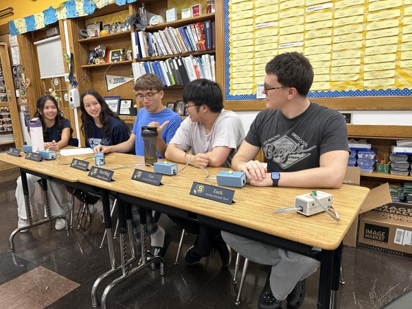 S.H.S.'s Scholastic Bowl kicks off season